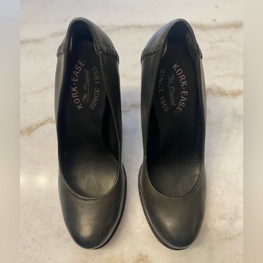 Charcoal/black Kork Ease heels
